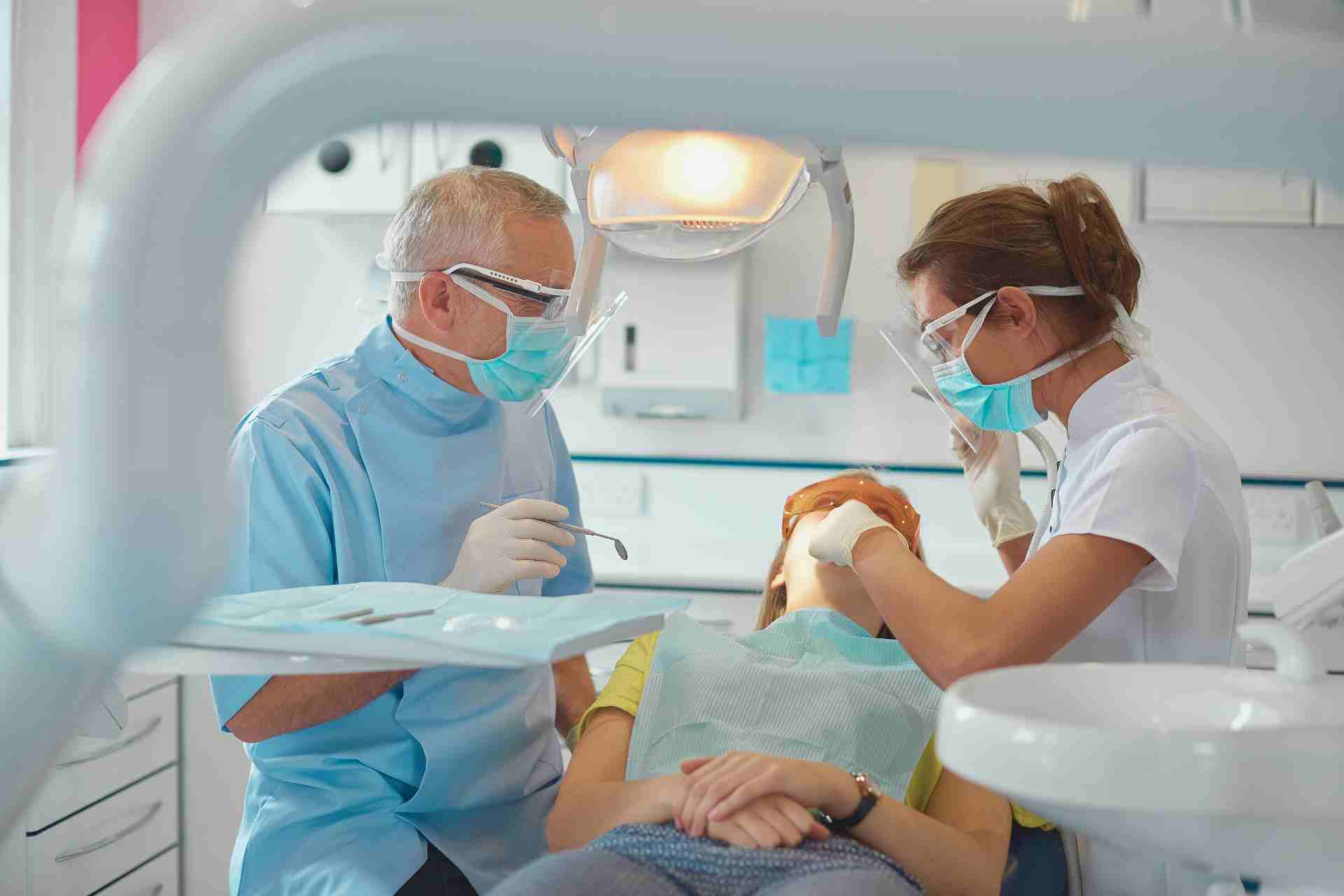 Dentist in Struthers, OH